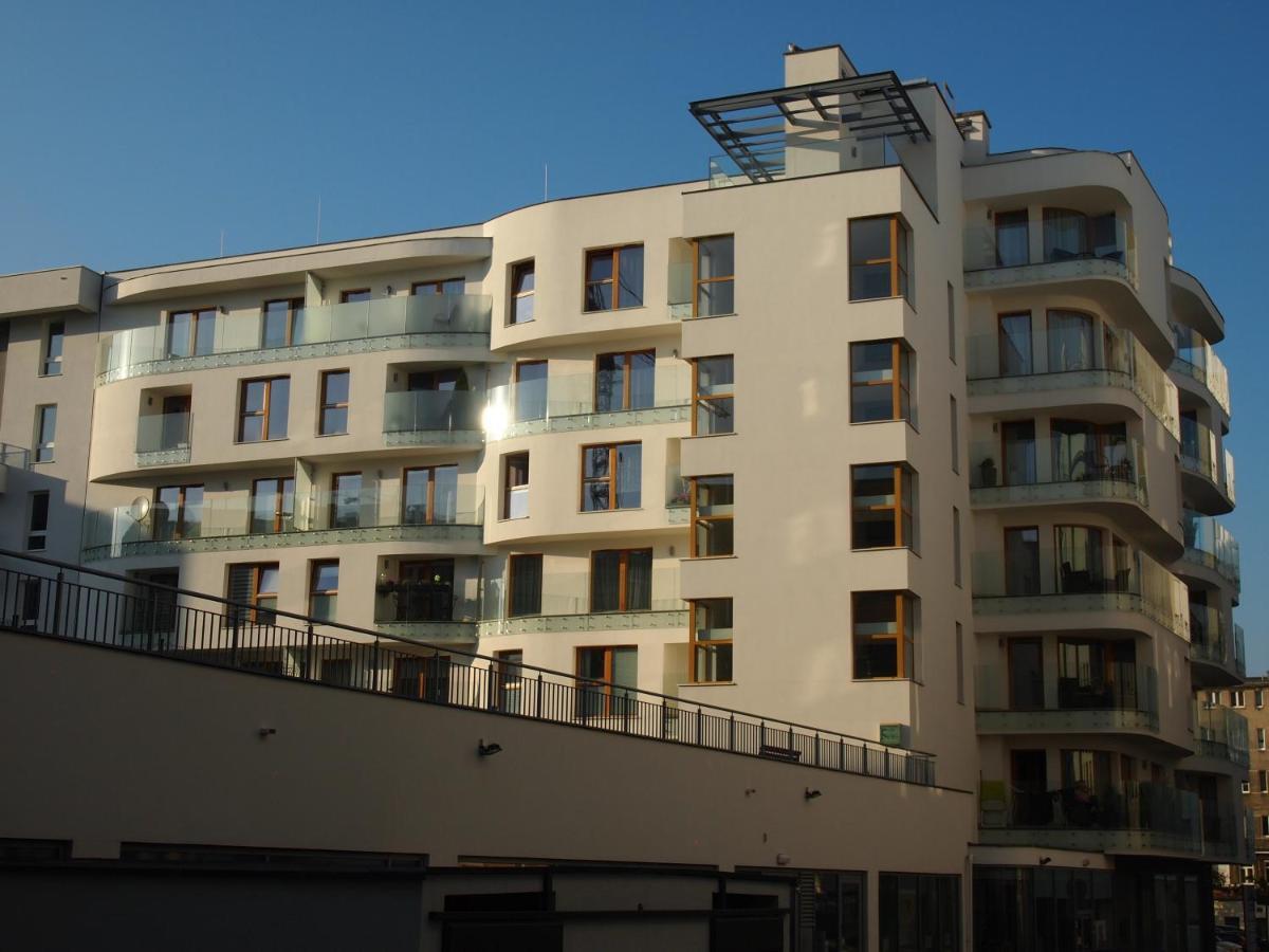 Apartament Batorego 7 Z Parkingiem Gdynia Bagian luar foto