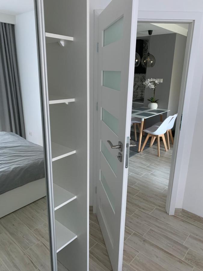Apartament Batorego 7 Z Parkingiem Gdynia Bagian luar foto
